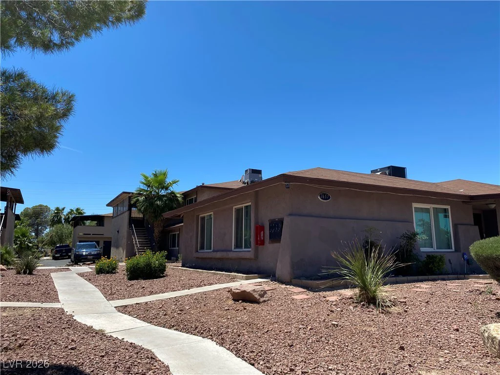 2657 Kline, Las Vegas, NV 89121