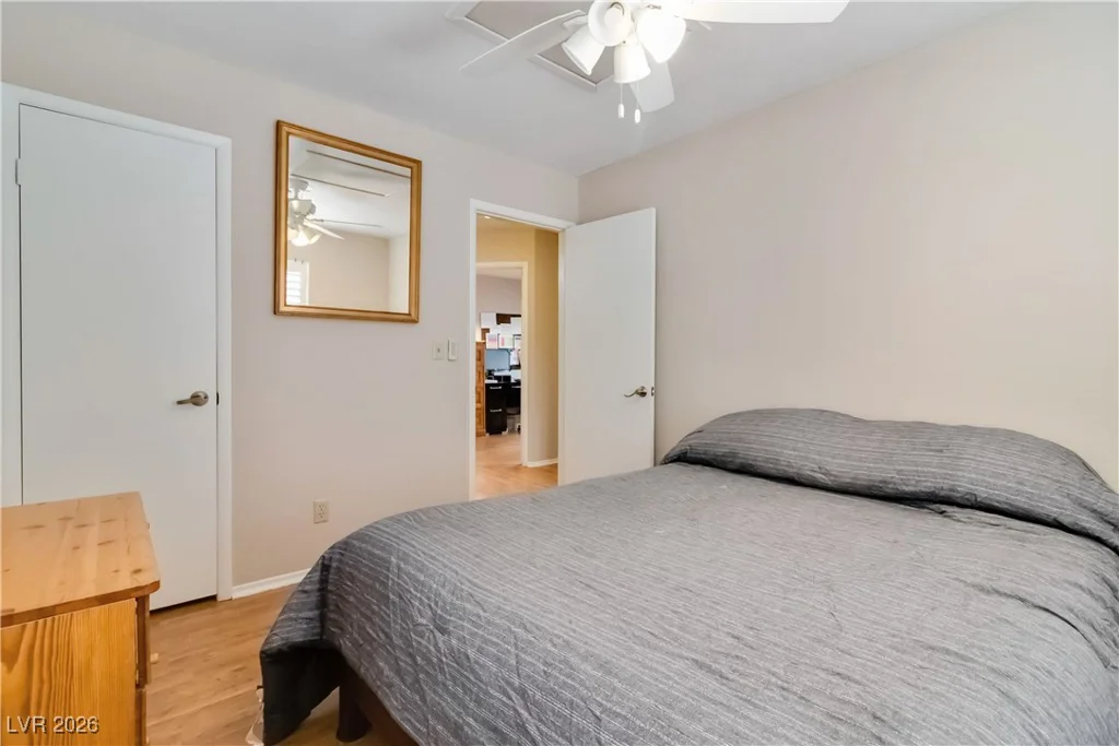 4872 Maryvale, Las Vegas, NV 89130
