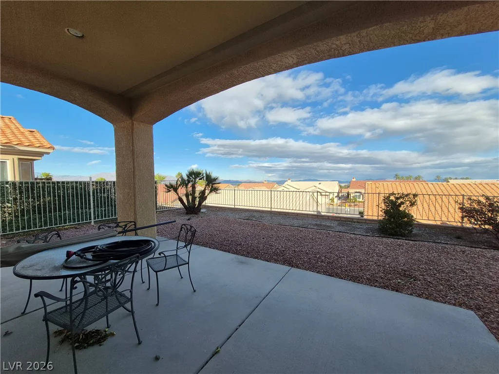 2504 Blairsden, Las Vegas, NV 89134