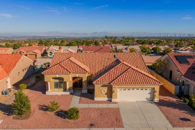 2504 Blairsden, Las Vegas, NV 89134