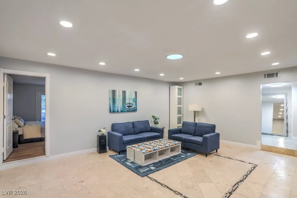 2505 Laurie, Las Vegas, NV 89102