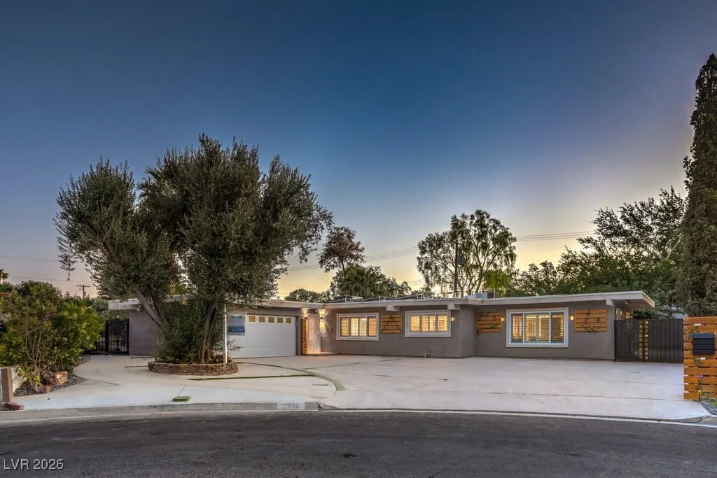 2505 Laurie, Las Vegas, NV 89102
