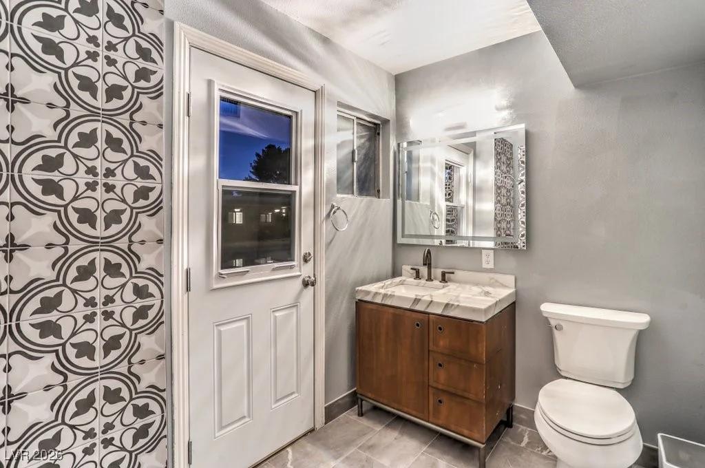 2505 Laurie, Las Vegas, NV 89102
