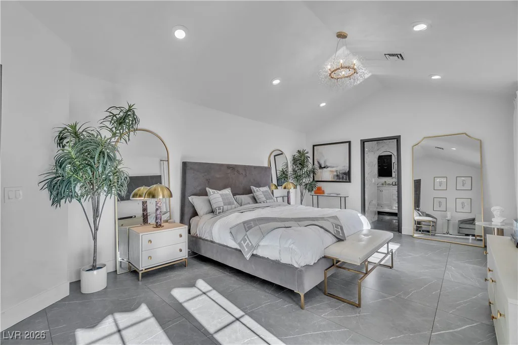 933 Konga, Las Vegas, NV 89123