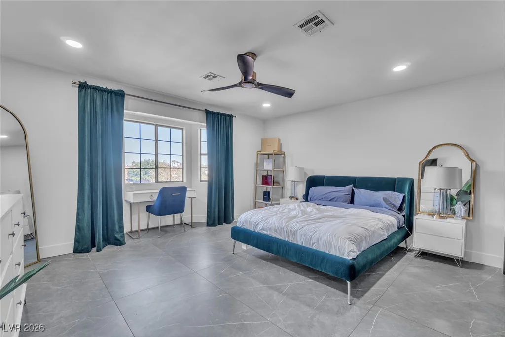933 Konga, Las Vegas, NV 89123