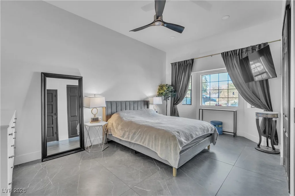 933 Konga, Las Vegas, NV 89123
