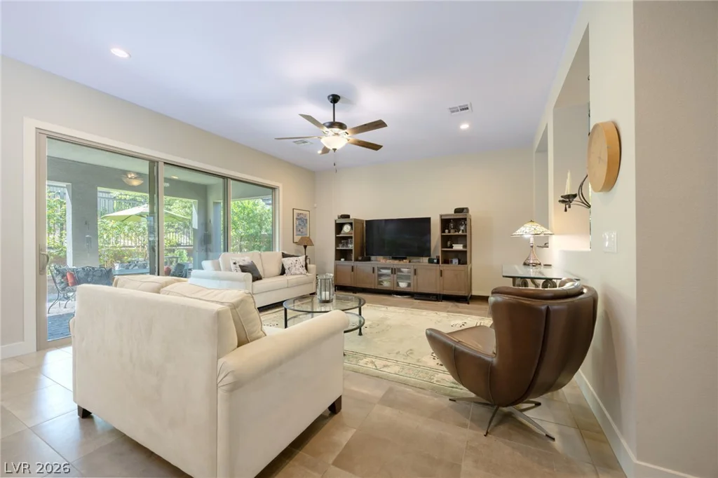 6673 Titanium Crest, Las Vegas, NV 89148