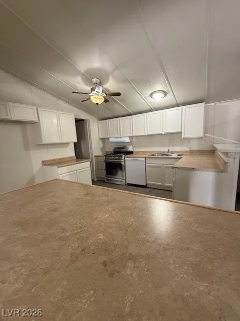 2916 Gavilan, Las Vegas, NV 89122