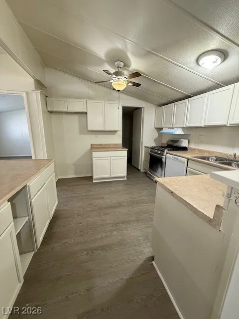 2916 Gavilan, Las Vegas, NV 89122