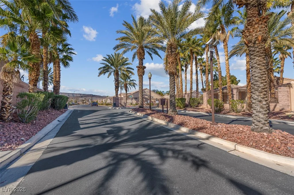 9639 Moonlit Sky, Las Vegas, NV 89147