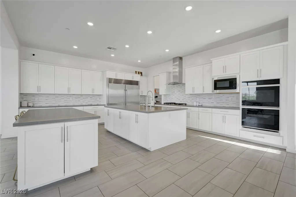 699 Glowing Horizon, Henderson, NV 89052