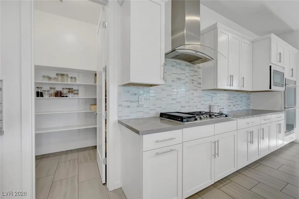 699 Glowing Horizon, Henderson, NV 89052