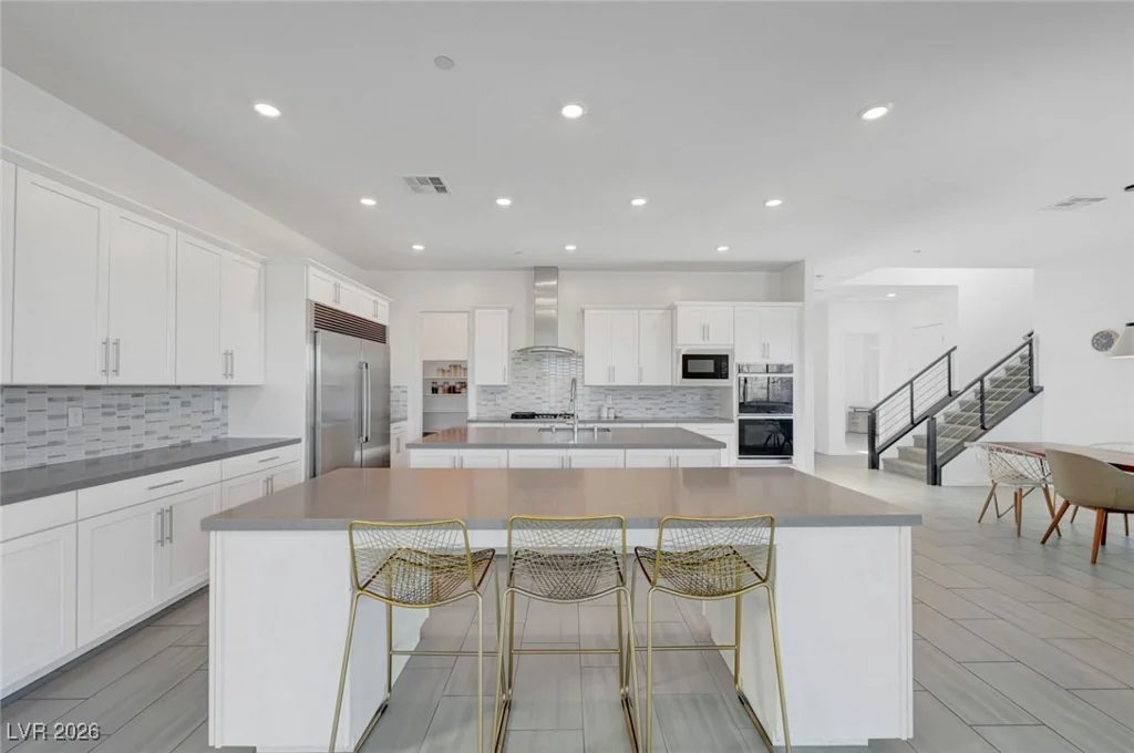 699 Glowing Horizon, Henderson, NV 89052