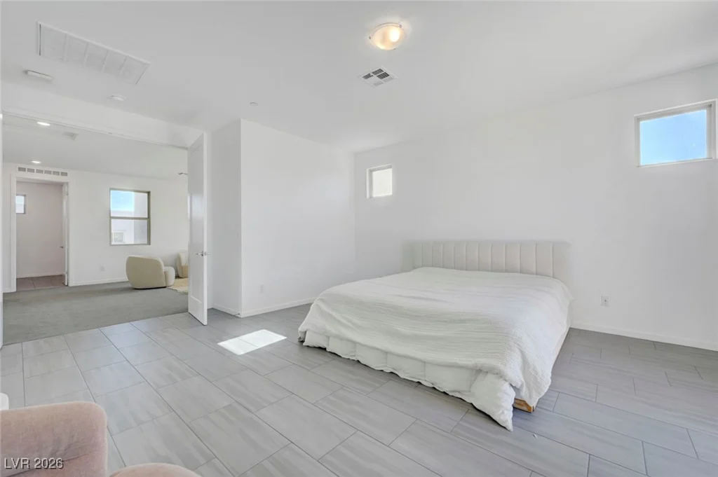 699 Glowing Horizon, Henderson, NV 89052