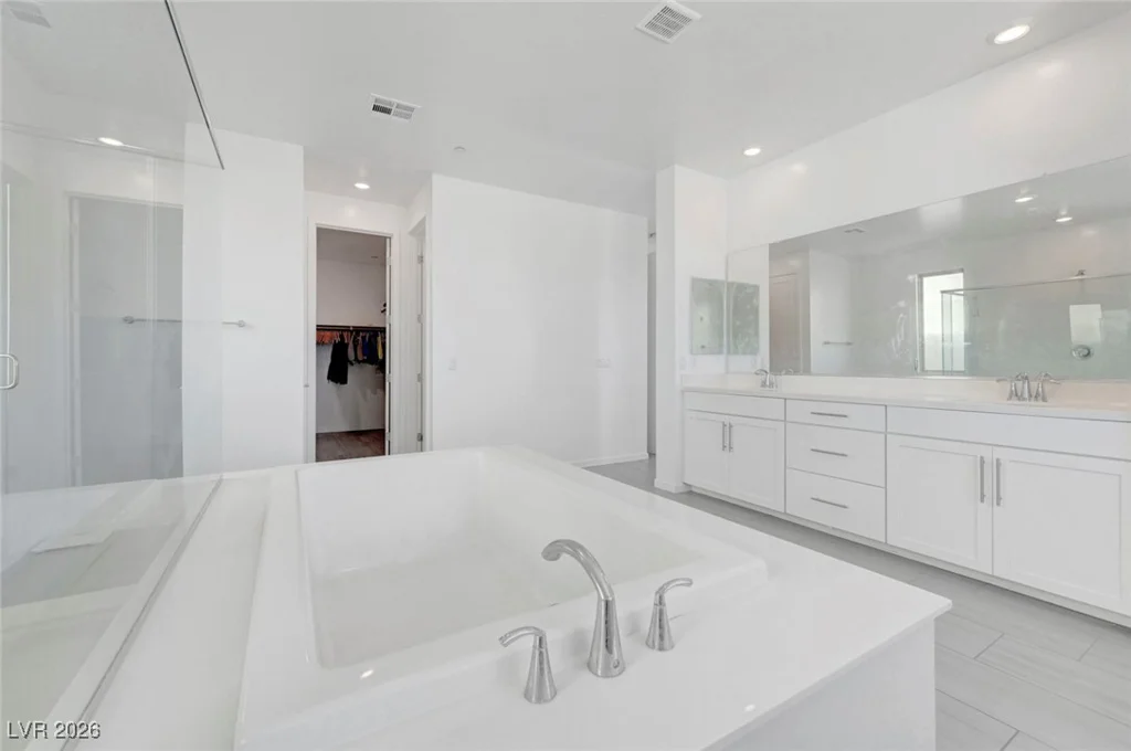 699 Glowing Horizon, Henderson, NV 89052