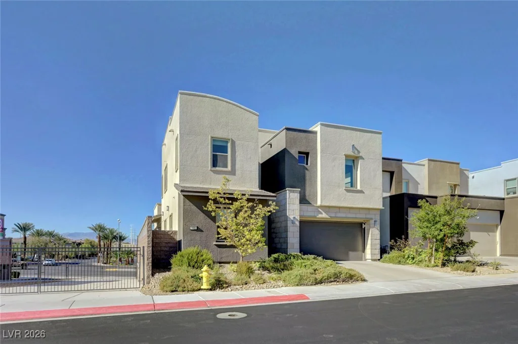 699 Glowing Horizon, Henderson, NV 89052