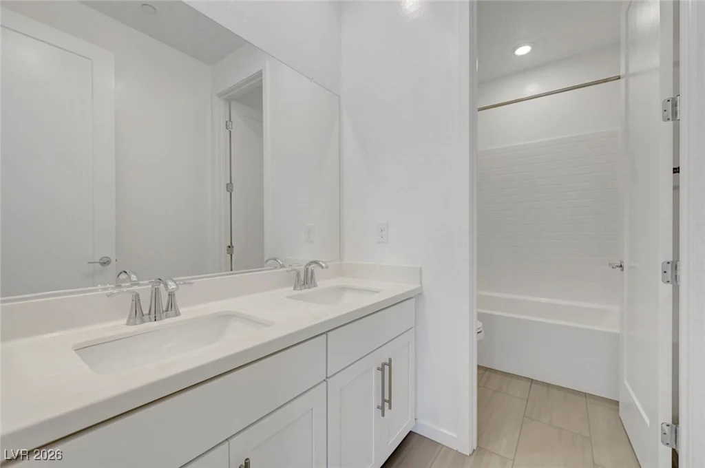 699 Glowing Horizon, Henderson, NV 89052
