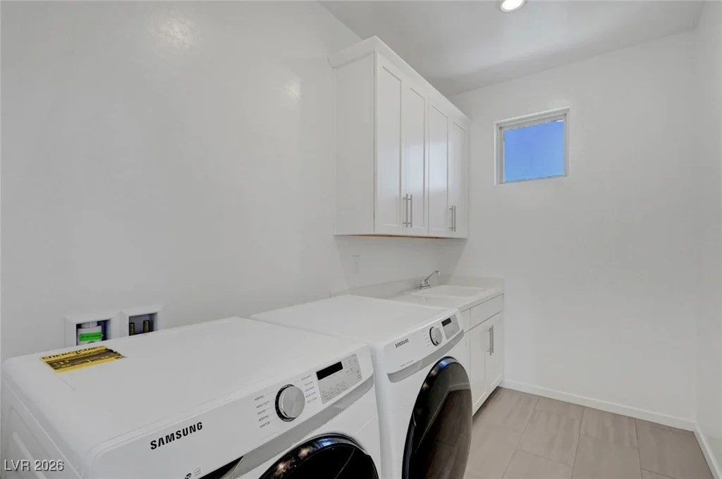 699 Glowing Horizon, Henderson, NV 89052