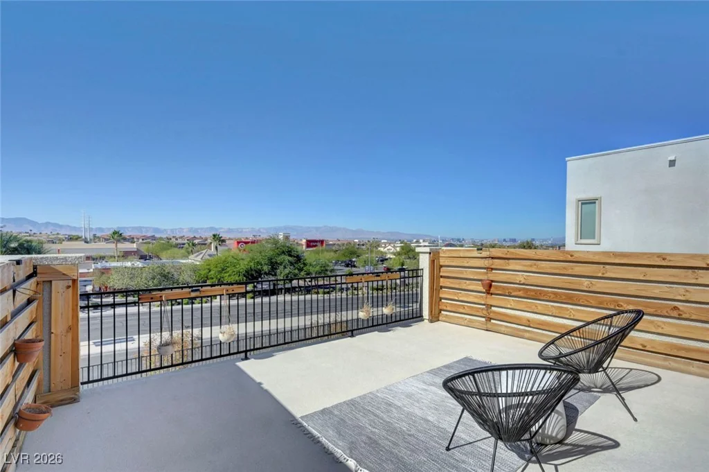 699 Glowing Horizon, Henderson, NV 89052