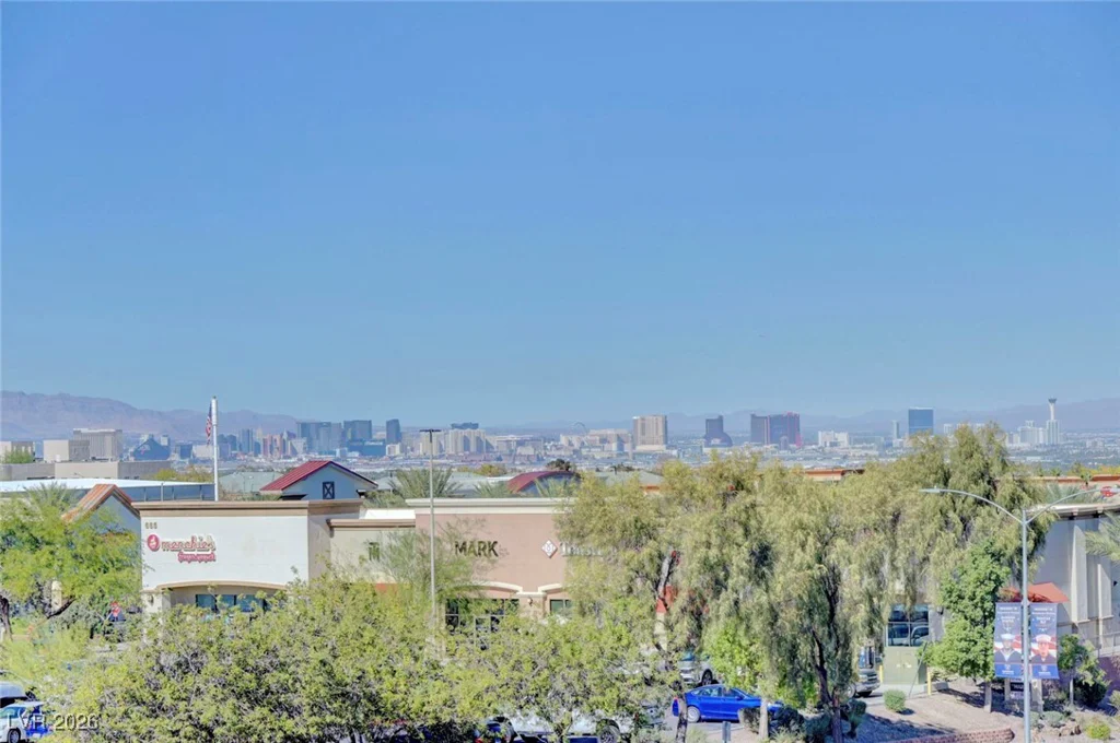 699 Glowing Horizon, Henderson, NV 89052