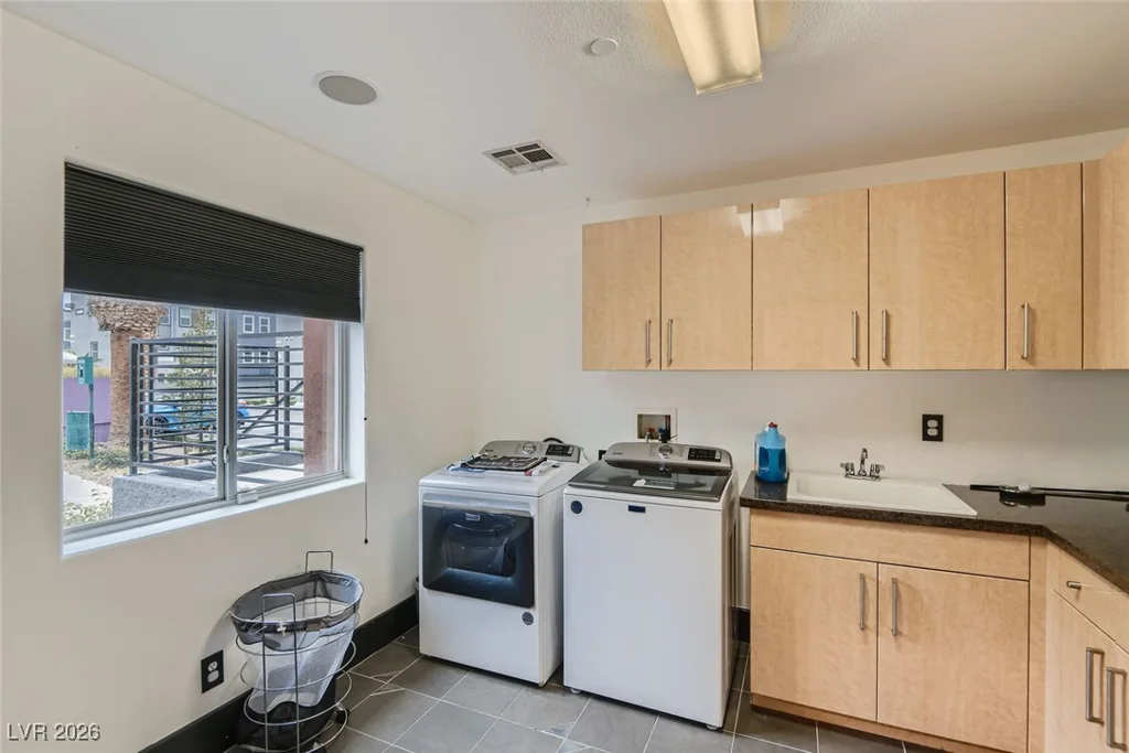 9050 Tropicana, Las Vegas, NV 89147