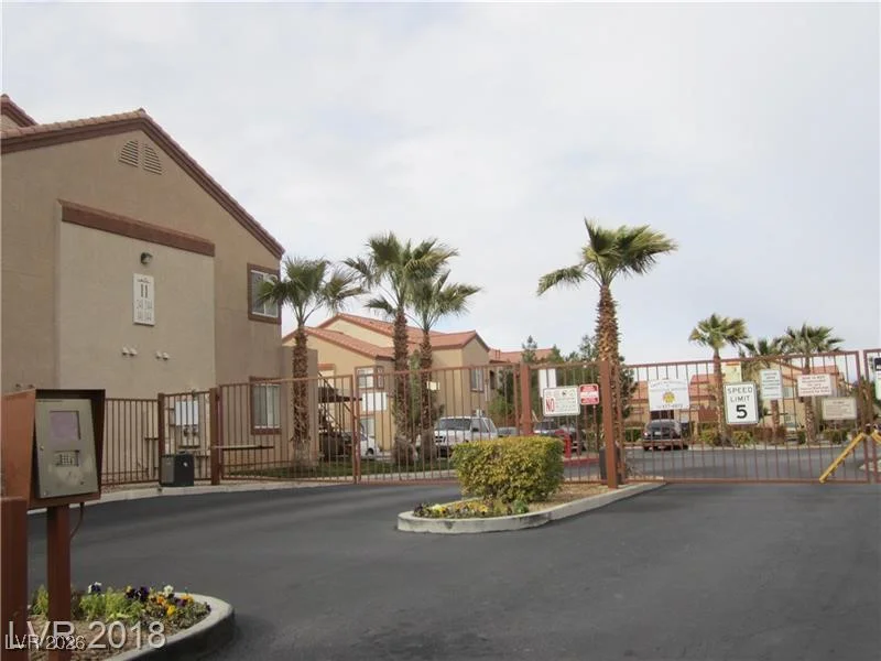 9580 Reno, Las Vegas, NV 89148