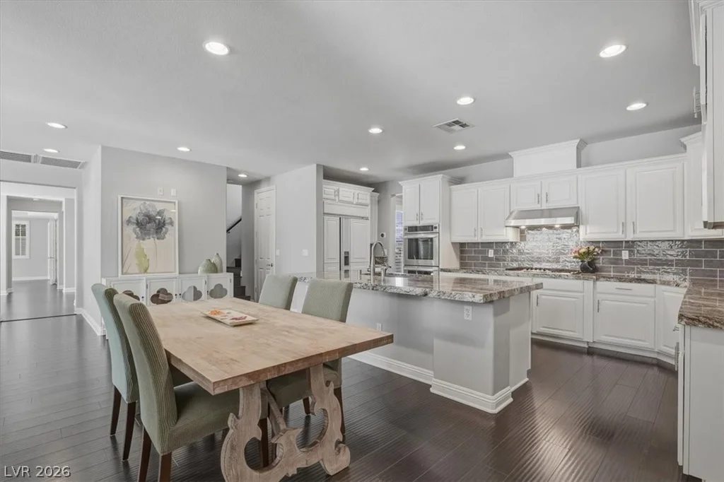 10671 Capesthorne, Las Vegas, NV 89135