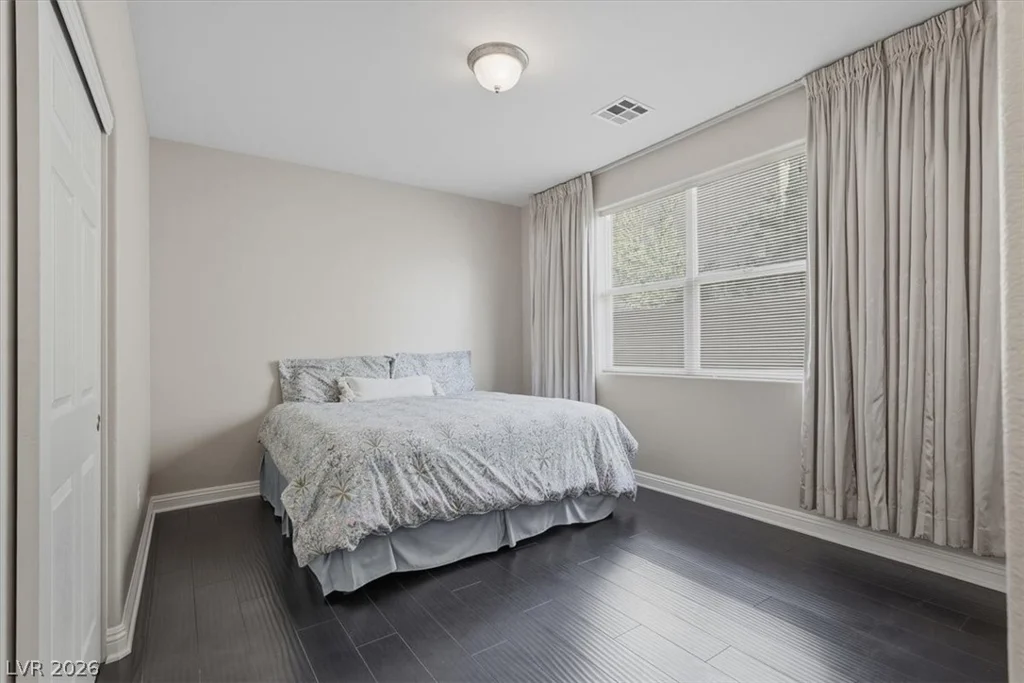 10671 Capesthorne, Las Vegas, NV 89135