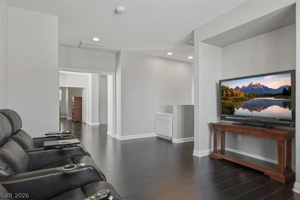 10671 Capesthorne, Las Vegas, NV 89135