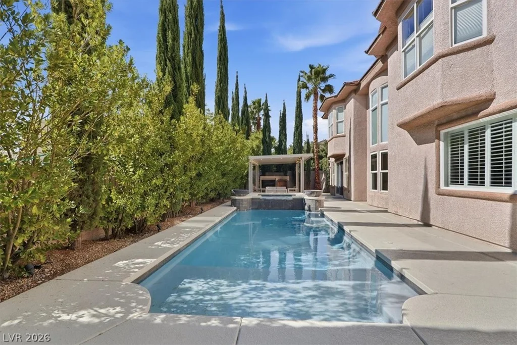 10671 Capesthorne, Las Vegas, NV 89135