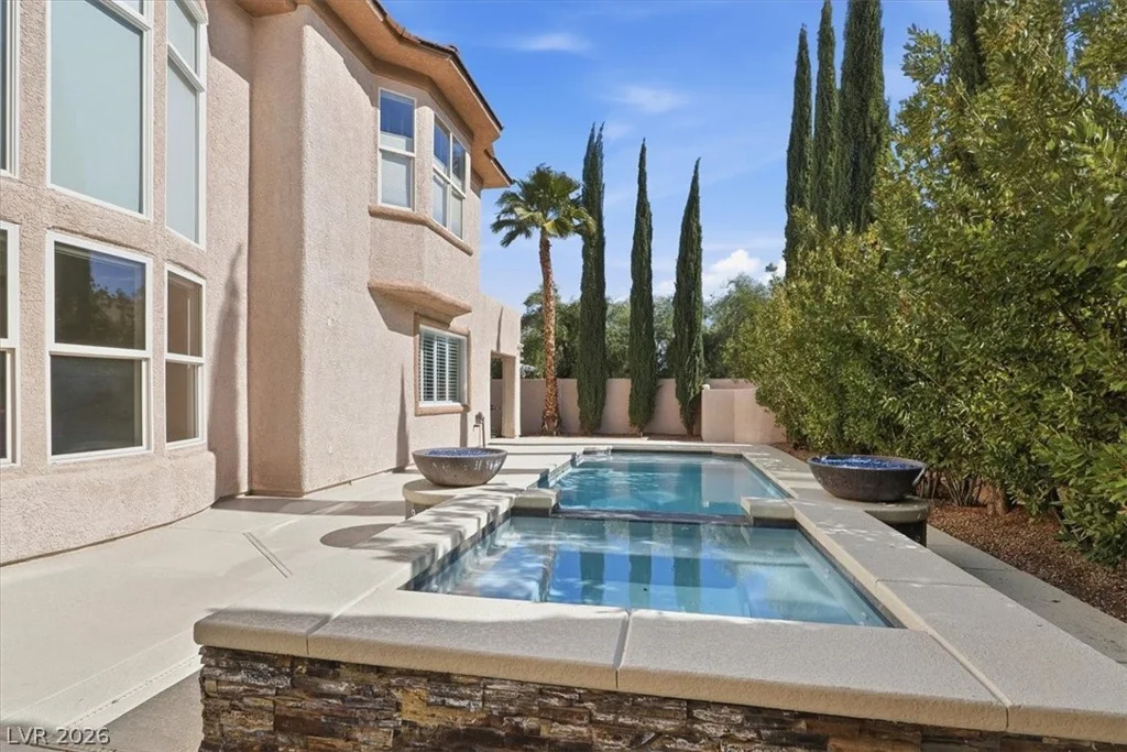 10671 Capesthorne, Las Vegas, NV 89135