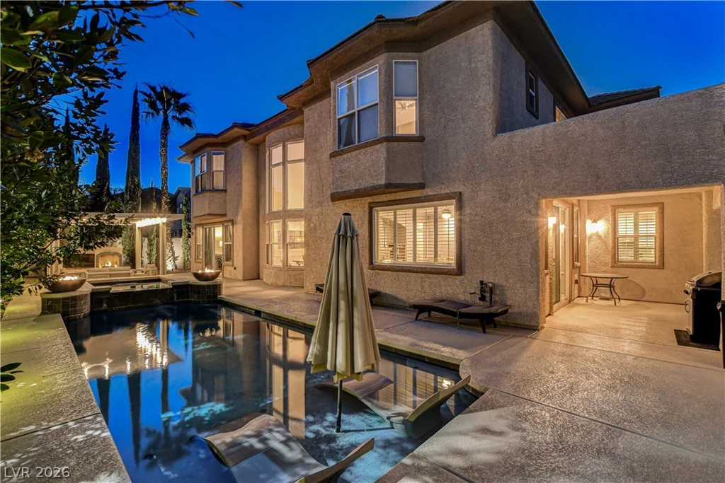10671 Capesthorne, Las Vegas, NV 89135