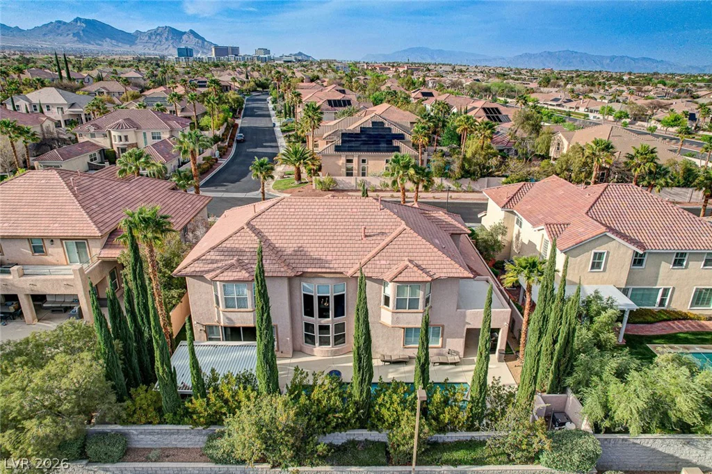 10671 Capesthorne, Las Vegas, NV 89135