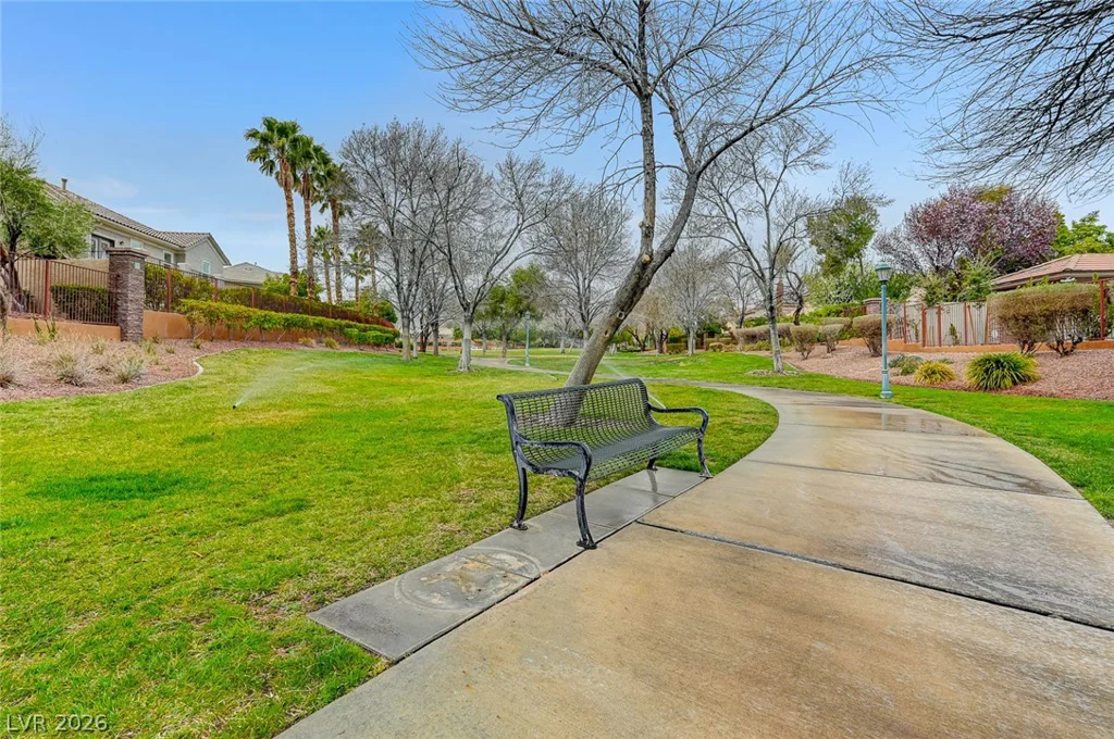 10671 Capesthorne, Las Vegas, NV 89135