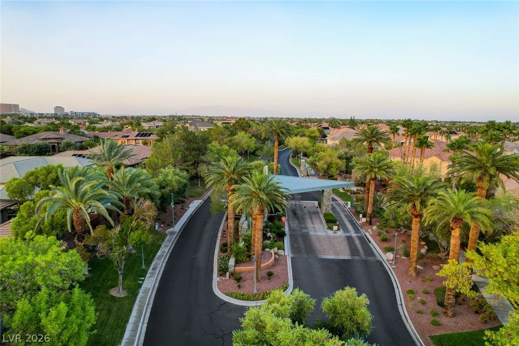 10671 Capesthorne, Las Vegas, NV 89135