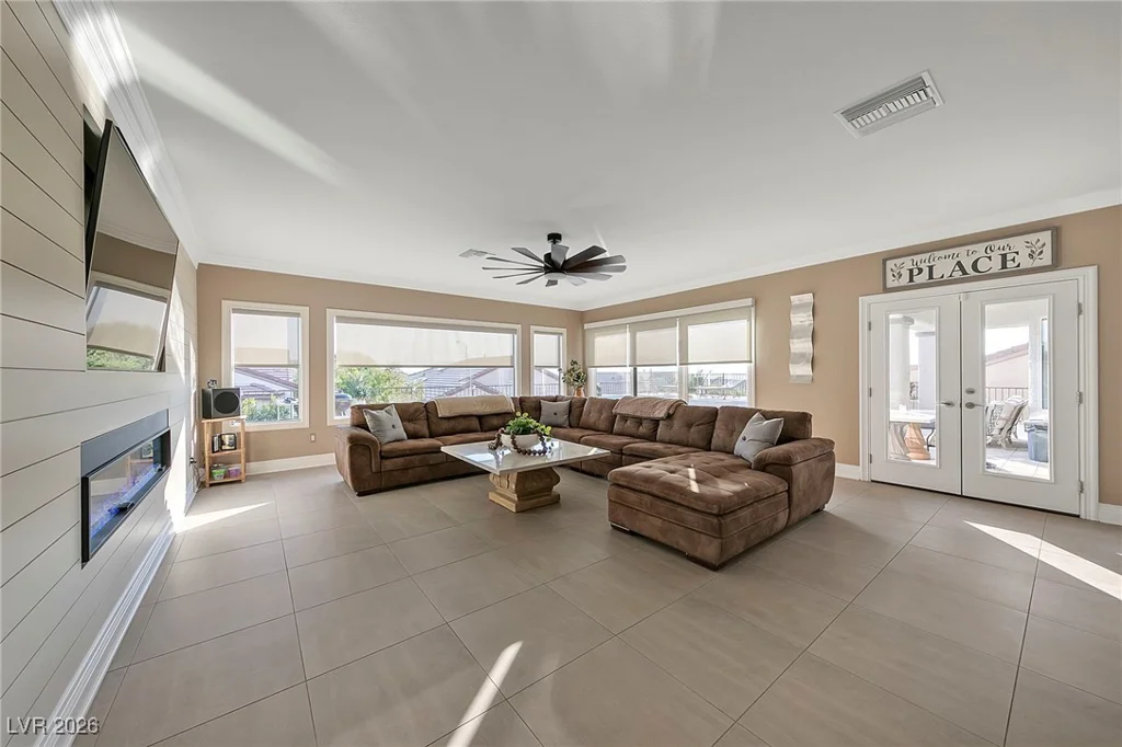 1999 Oliver Springs, Henderson, NV 89052