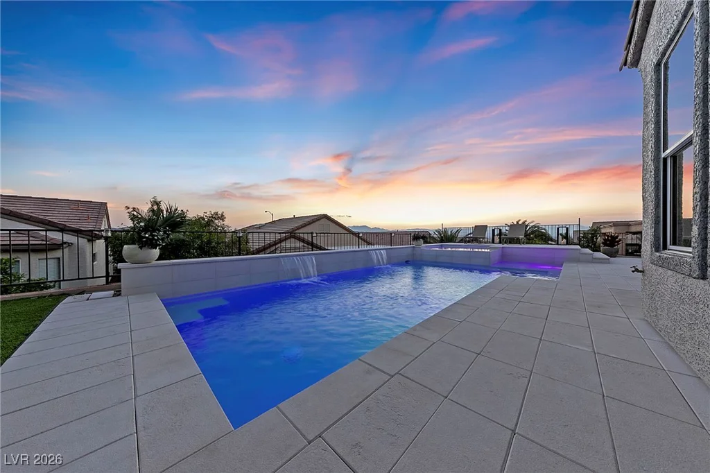 1999 Oliver Springs, Henderson, NV 89052