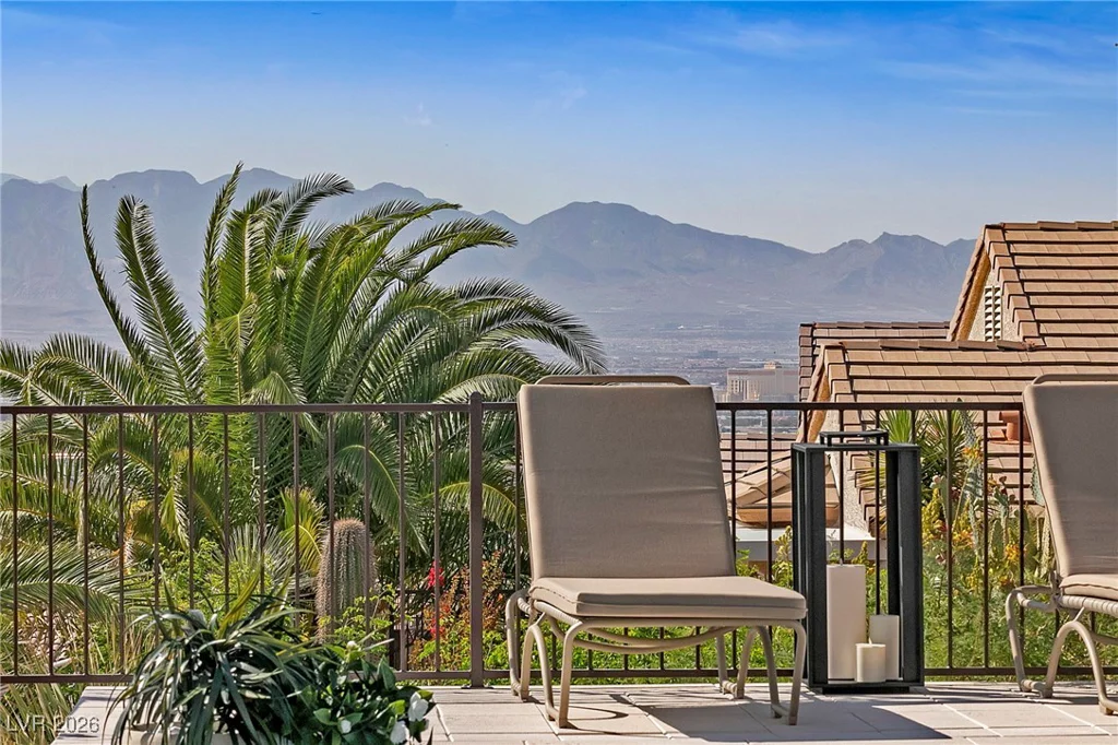 1999 Oliver Springs, Henderson, NV 89052