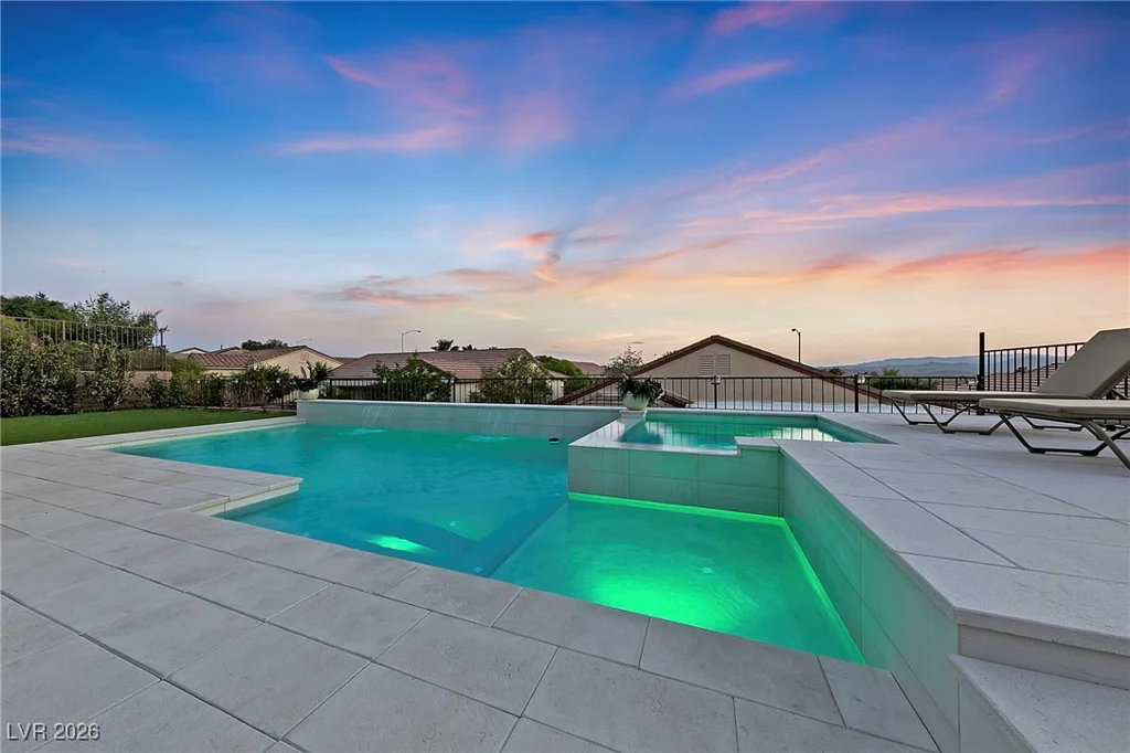 1999 Oliver Springs, Henderson, NV 89052