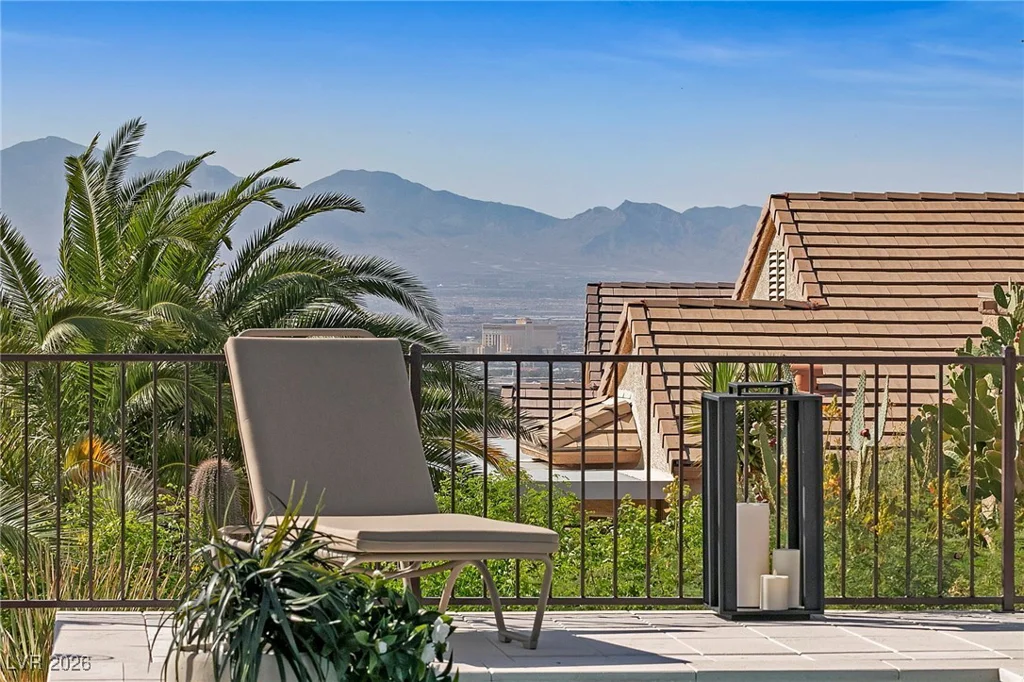 1999 Oliver Springs, Henderson, NV 89052