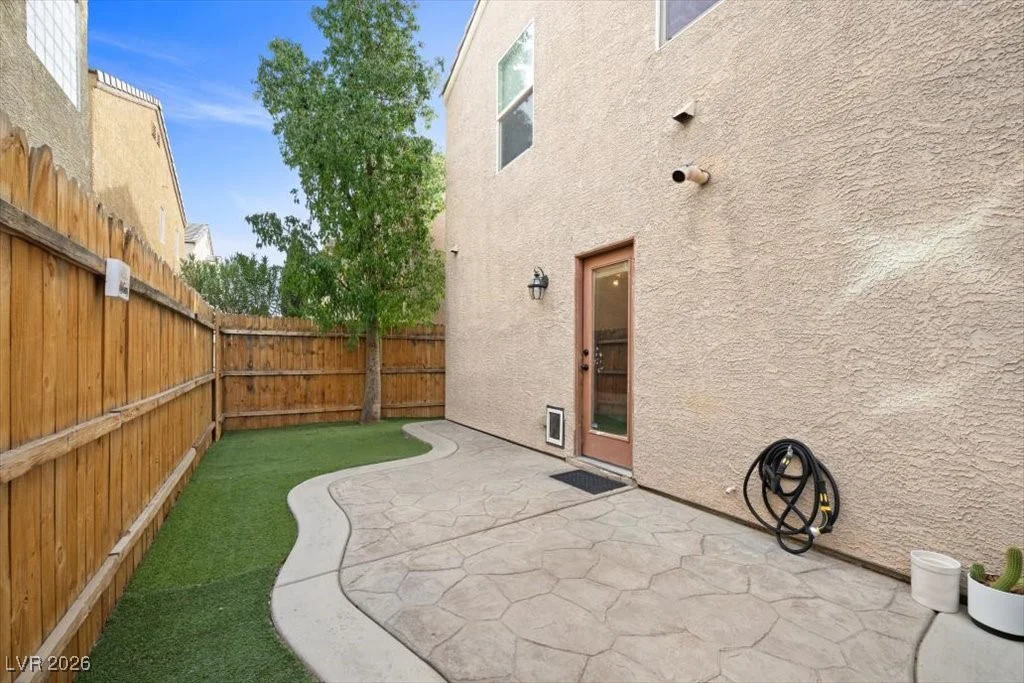 6674 Churnet Valley, Las Vegas, NV 89139