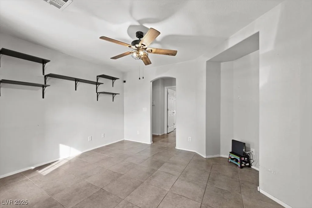 6674 Churnet Valley, Las Vegas, NV 89139