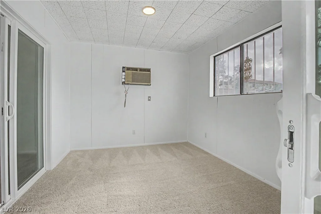 3055 Santa Margarita, Las Vegas, NV 89146