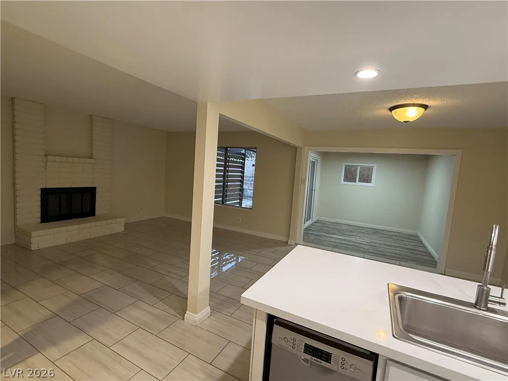 8916 Torcello, Las Vegas, NV 89117