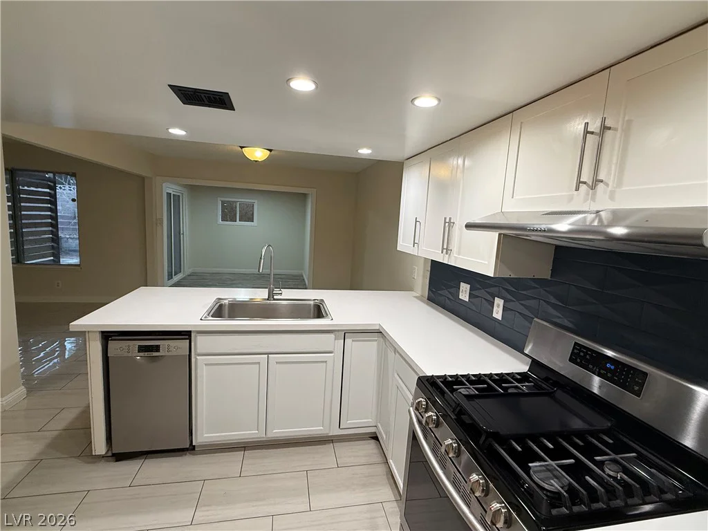 8916 Torcello, Las Vegas, NV 89117