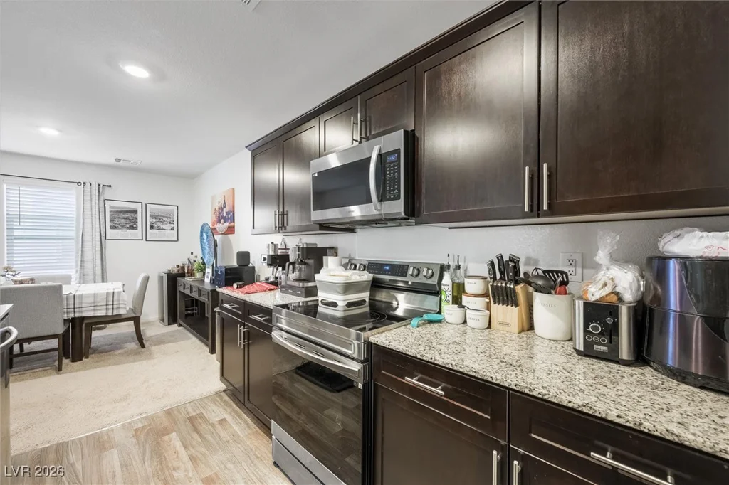 6944 Spicy Merlot, North Las Vegas, NV 89086