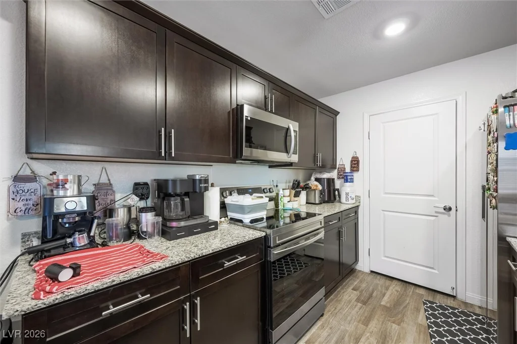6944 Spicy Merlot, North Las Vegas, NV 89086