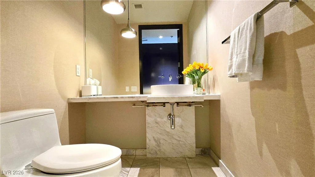 4381 Flamingo, Las Vegas, NV 89103