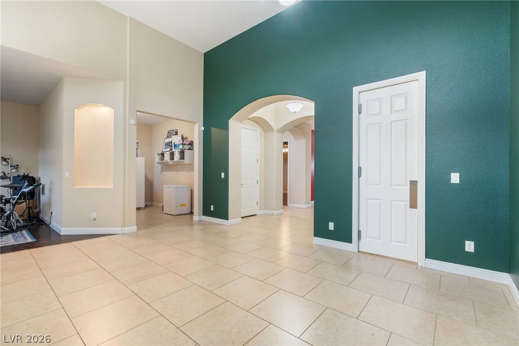4992 Michael Jay, Las Vegas, NV 89149