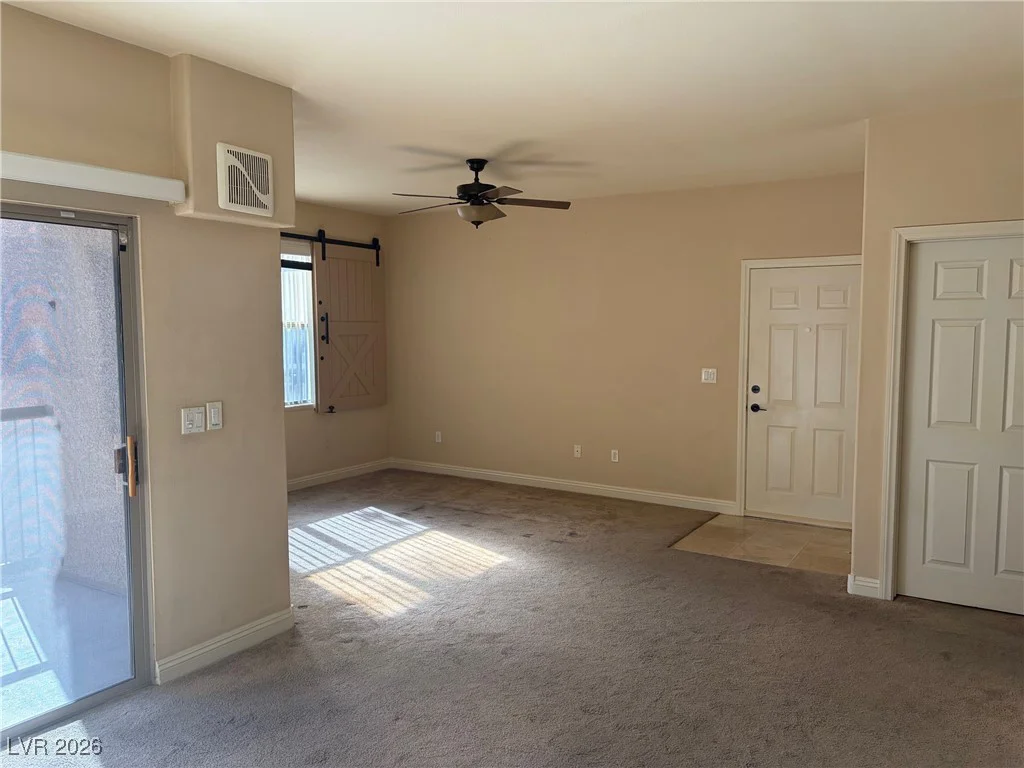 8000 Badura, Las Vegas, NV 89113